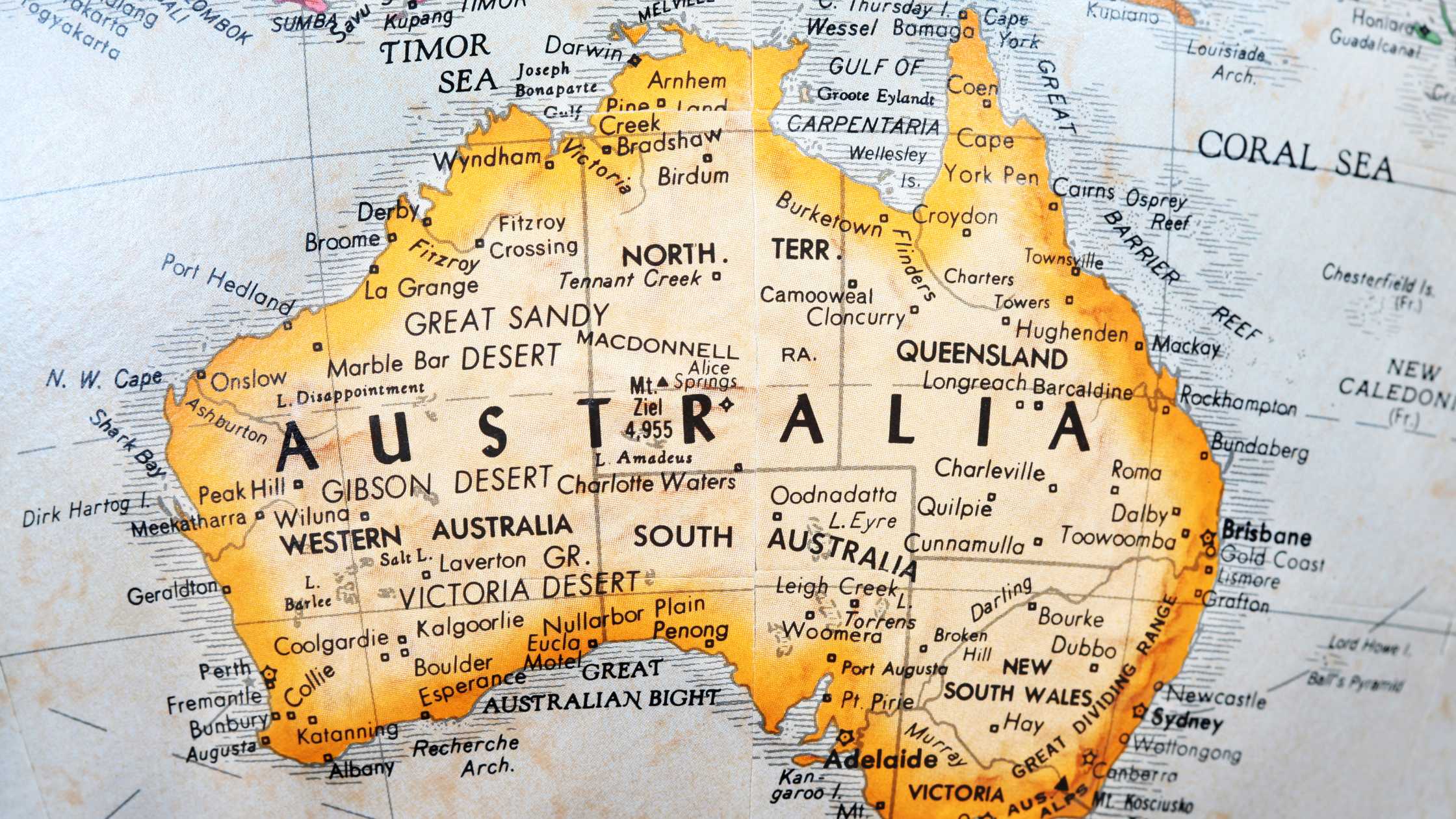 Map of Australia with a location marker highlighting regional investment opportunities, representing property growth, regional migration trends, and emerging real estate markets outside Australia's capital cities.
